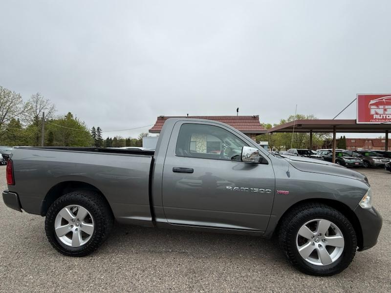 RAM 1500 ST SWB 4WD 2012