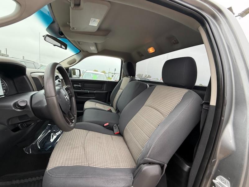 RAM 1500 ST SWB 4WD 2012