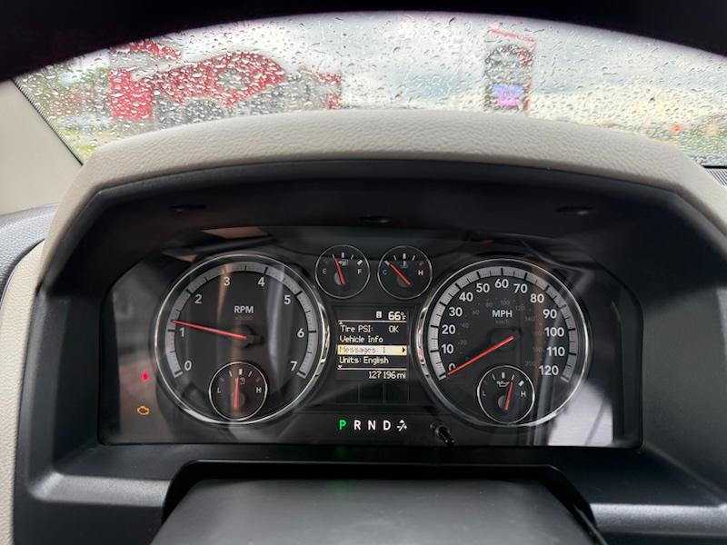 RAM 1500 ST SWB 4WD 2012