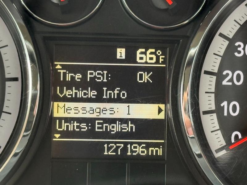 RAM 1500 ST SWB 4WD 2012