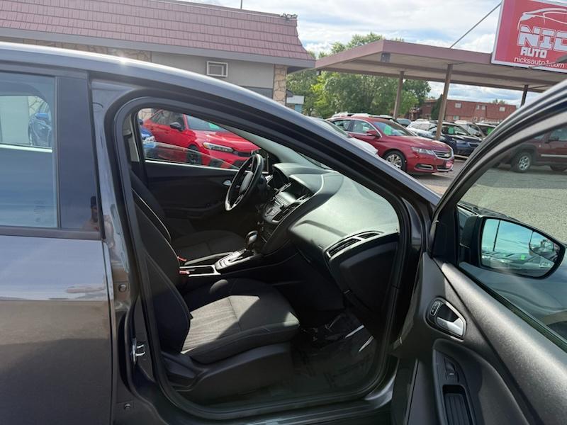 Ford Focus SE Hatch 2018