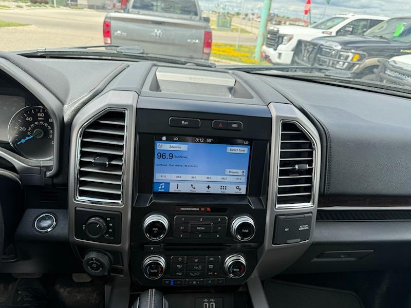 Ford F-150 Platinum SuperCrew 5.5-ft. Bed 4WD 2016