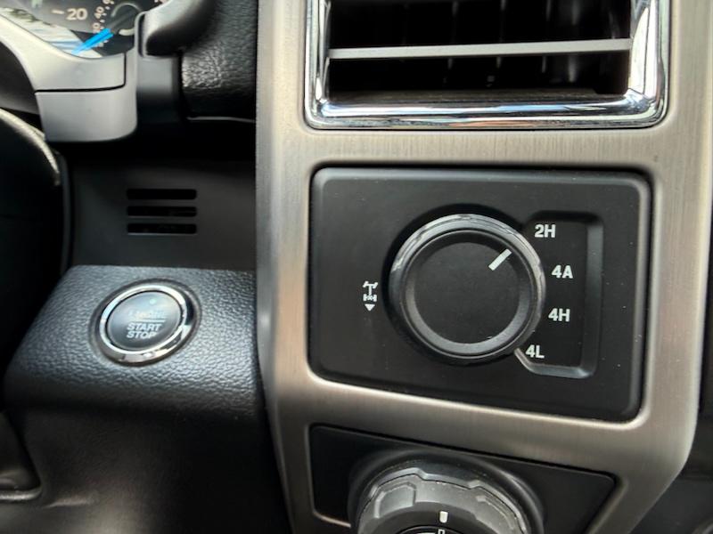 Ford F-150 Platinum SuperCrew 5.5-ft. Bed 4WD 2016