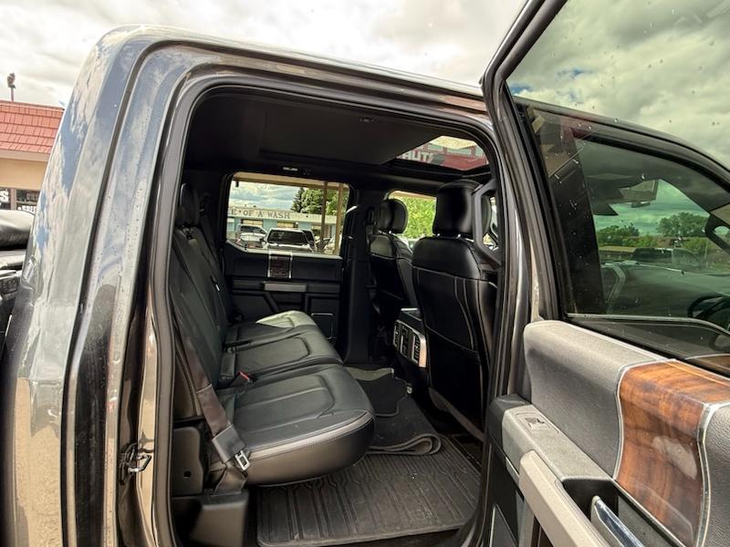 Ford F-150 Platinum SuperCrew 5.5-ft. Bed 4WD 2016