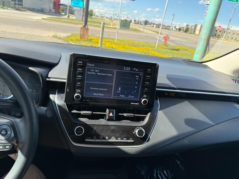 Toyota Corolla LE 2022