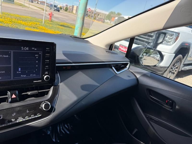 Toyota Corolla LE 2022