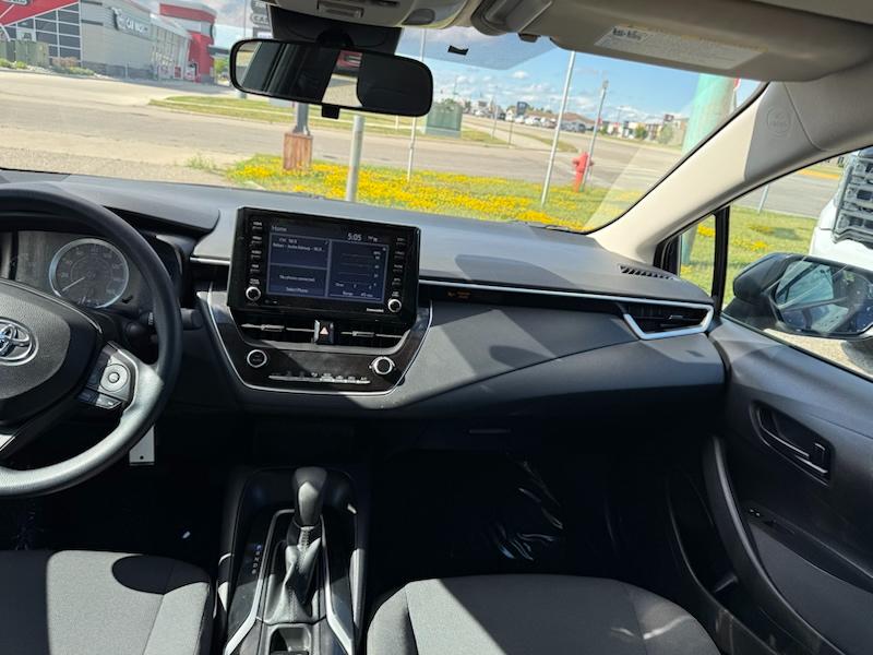 Toyota Corolla LE 2022