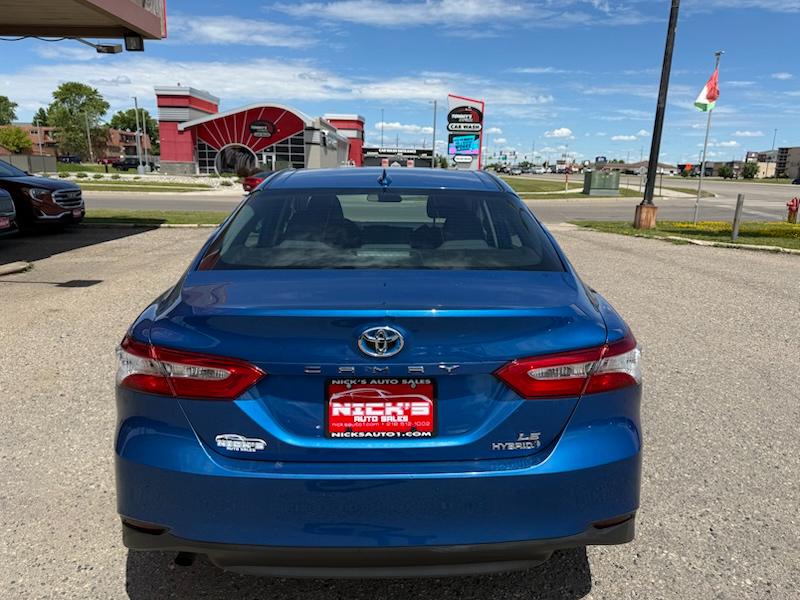 Toyota Camry Hybrid LE 2020