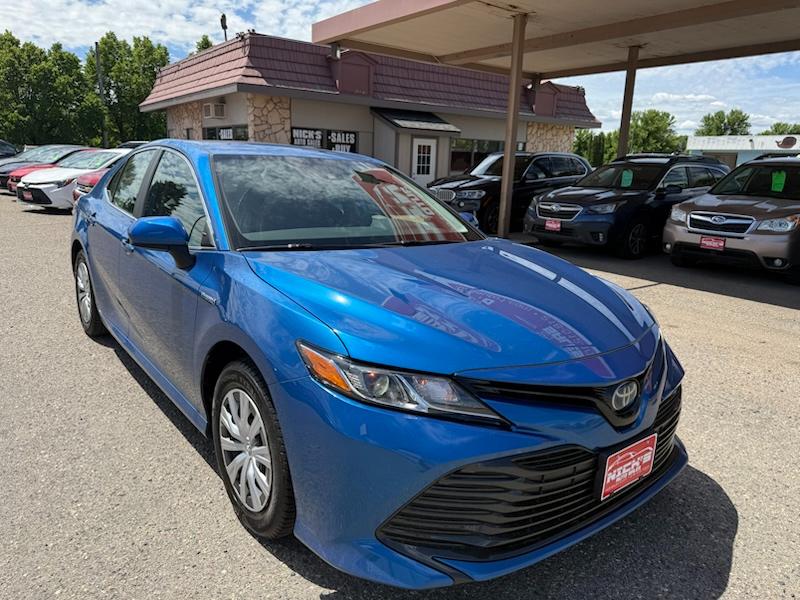 Toyota Camry Hybrid LE 2020