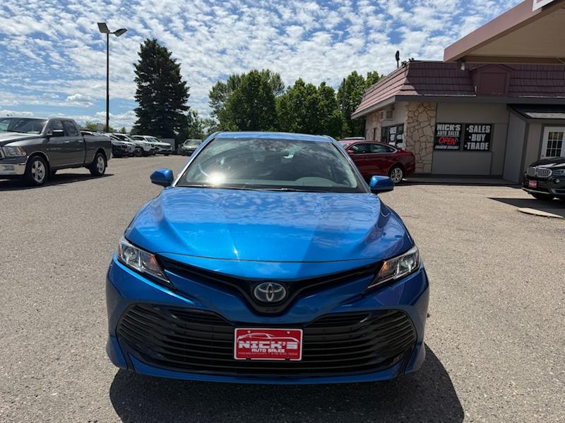 Toyota Camry Hybrid LE 2020