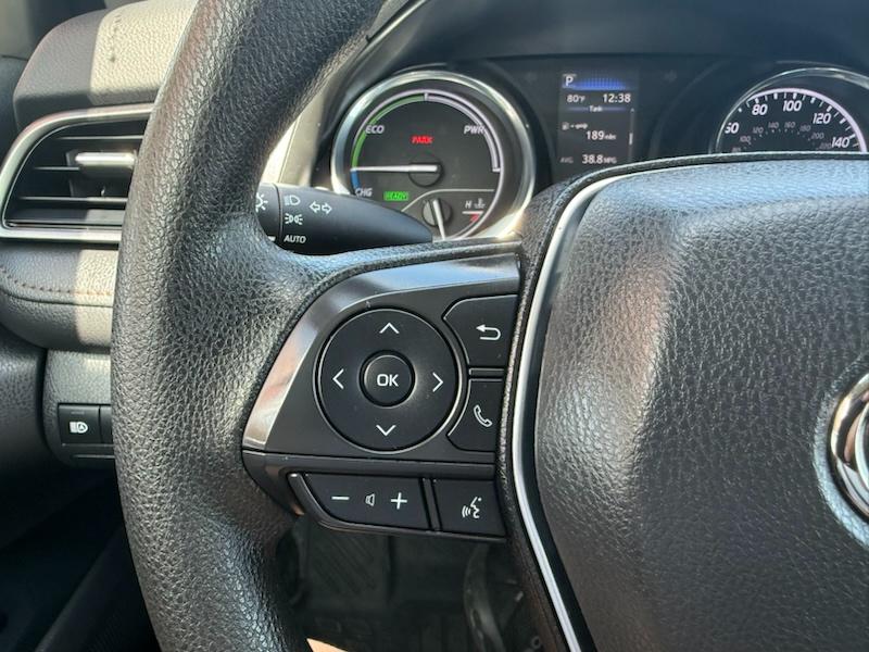 Toyota Camry Hybrid LE 2020