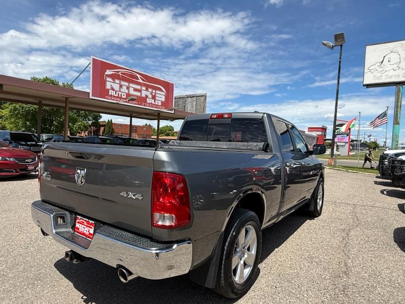 RAM 1500 SLT Quad Cab 4WD 2012