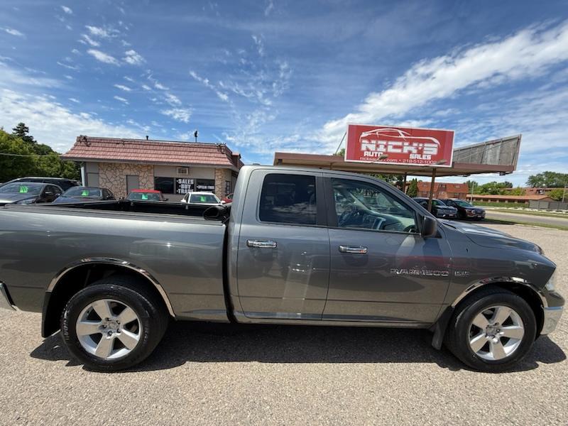 RAM 1500 SLT Quad Cab 4WD 2012