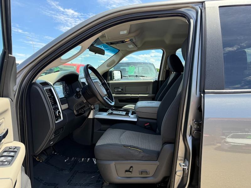 RAM 1500 SLT Quad Cab 4WD 2012