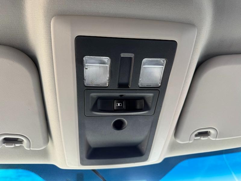 RAM 1500 SLT Quad Cab 4WD 2012