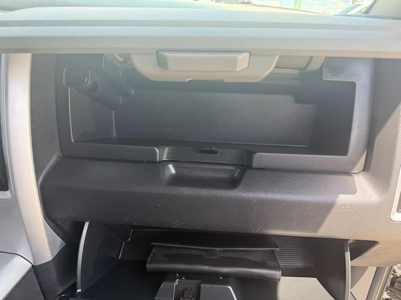 RAM 1500 SLT Quad Cab 4WD 2012