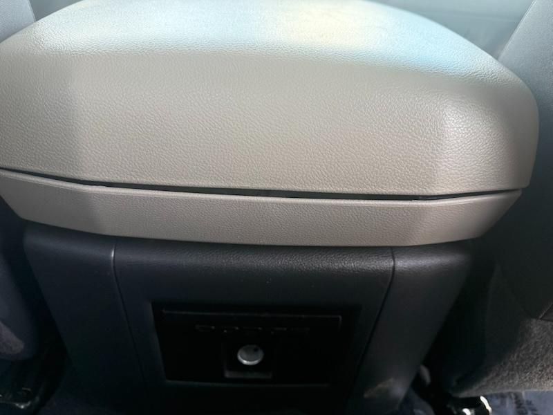 RAM 1500 SLT Quad Cab 4WD 2012
