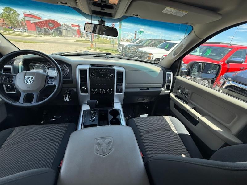 RAM 1500 SLT Quad Cab 4WD 2012