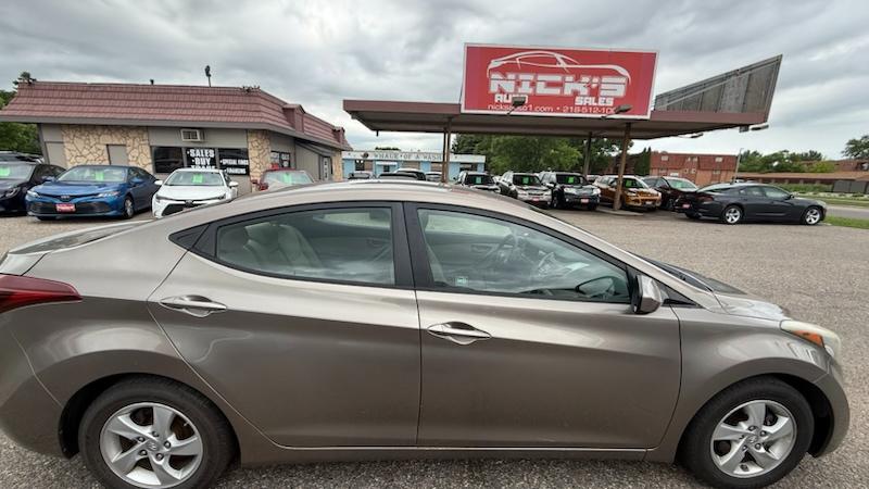 Hyundai Elantra SE 2014