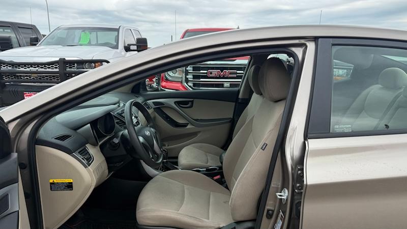 Hyundai Elantra SE 2014