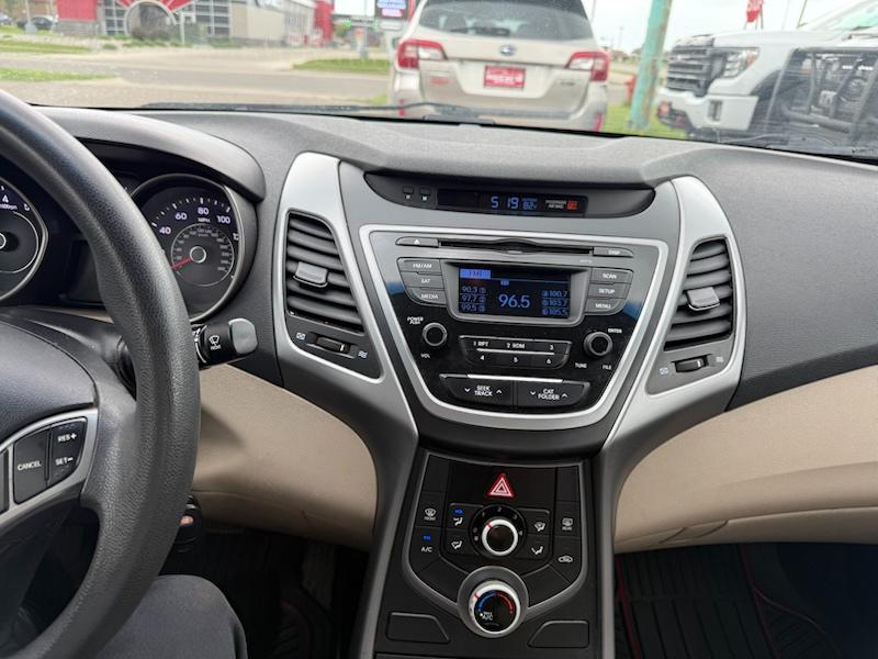 Hyundai Elantra SE 2014