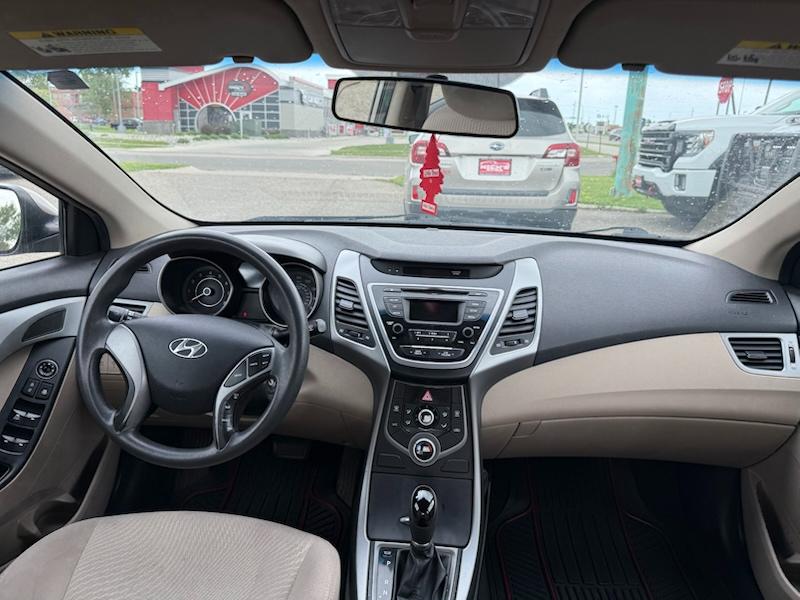 Hyundai Elantra SE 2014