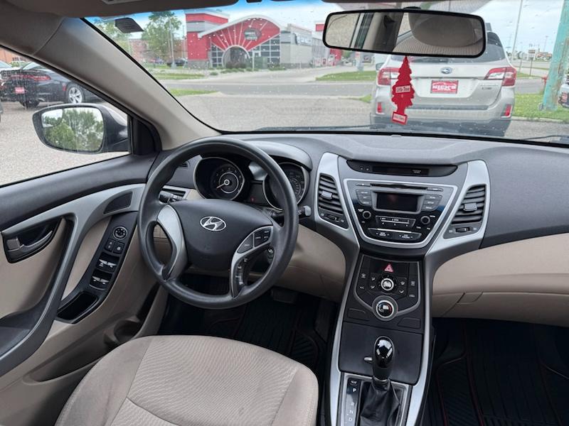 Hyundai Elantra SE 2014