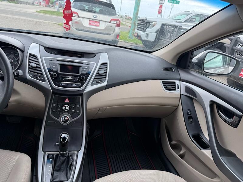 Hyundai Elantra SE 2014