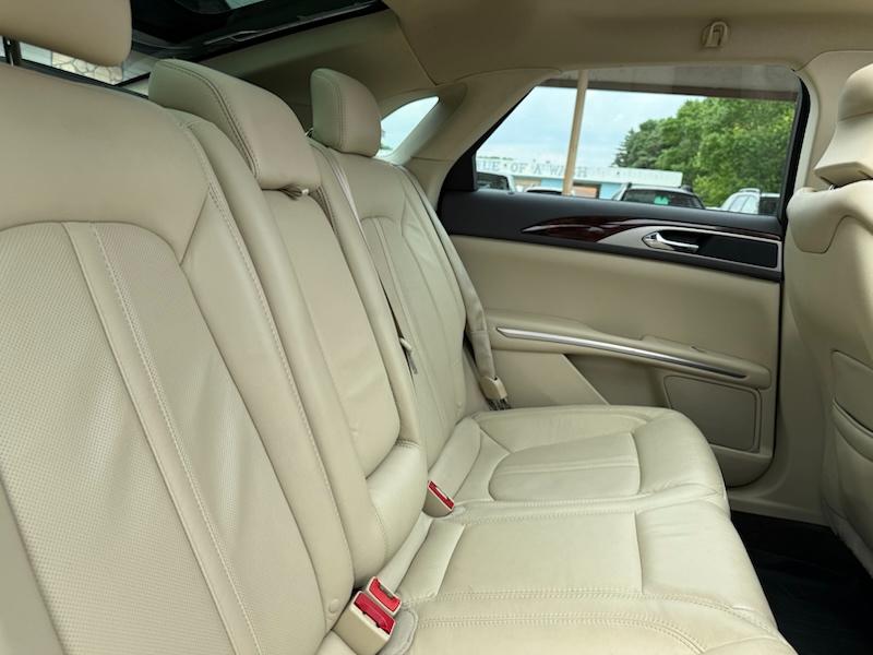 Lincoln MKZ AWD 2015