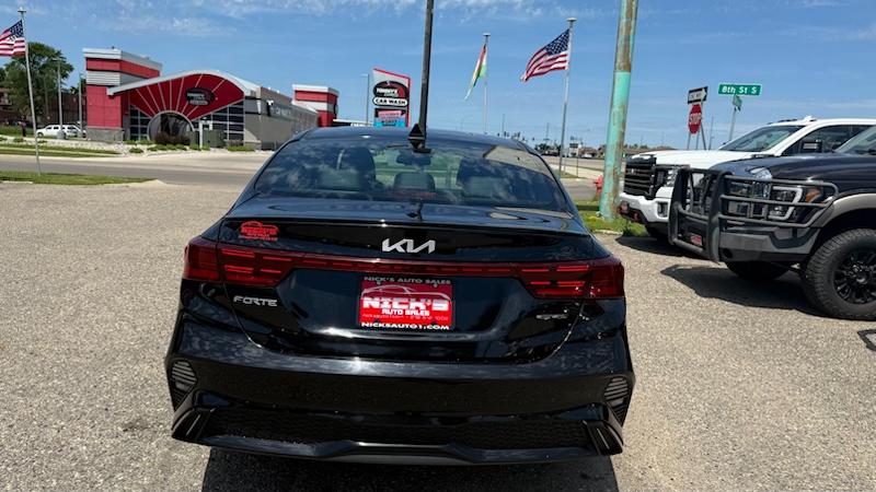 Kia Forte GT Line 2024