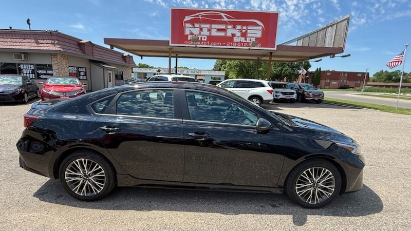 Kia Forte GT Line 2024