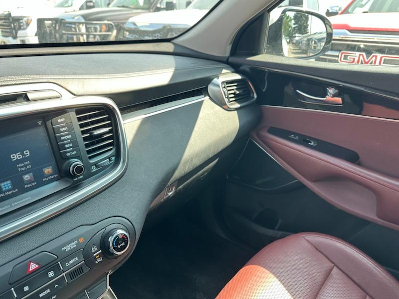 Kia Sorento Limited V6 AWD 2017