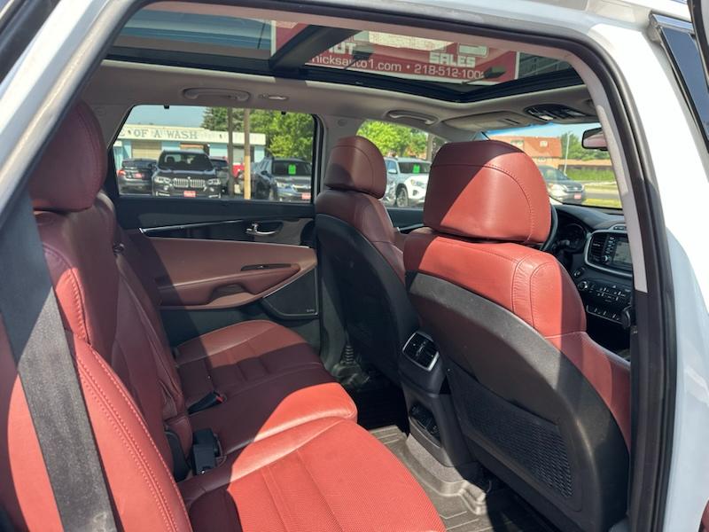 Kia Sorento Limited V6 AWD 2017