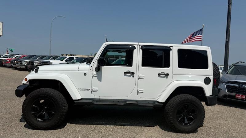 Jeep Wrangler Unlimited Sahara 4WD 2014