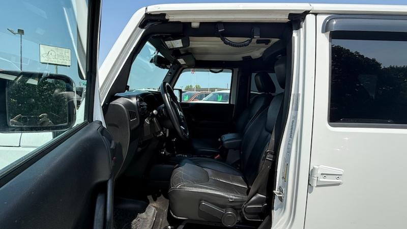Jeep Wrangler Unlimited Sahara 4WD 2014