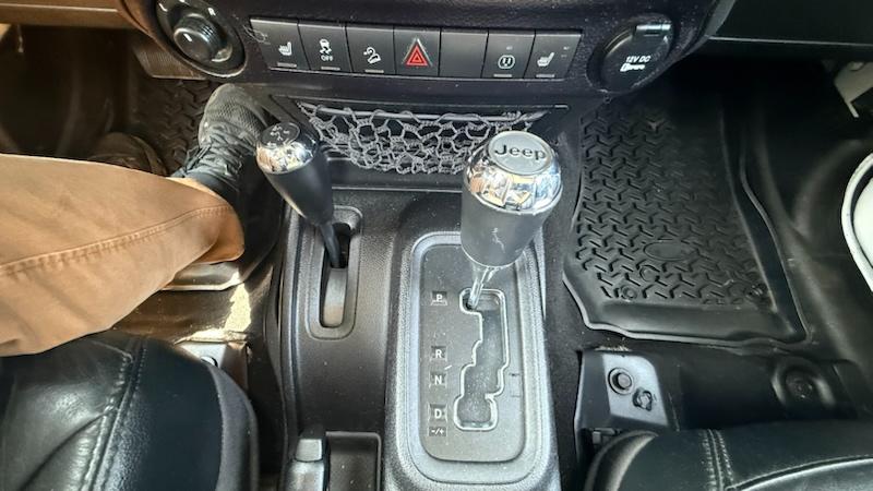 Jeep Wrangler Unlimited Sahara 4WD 2014