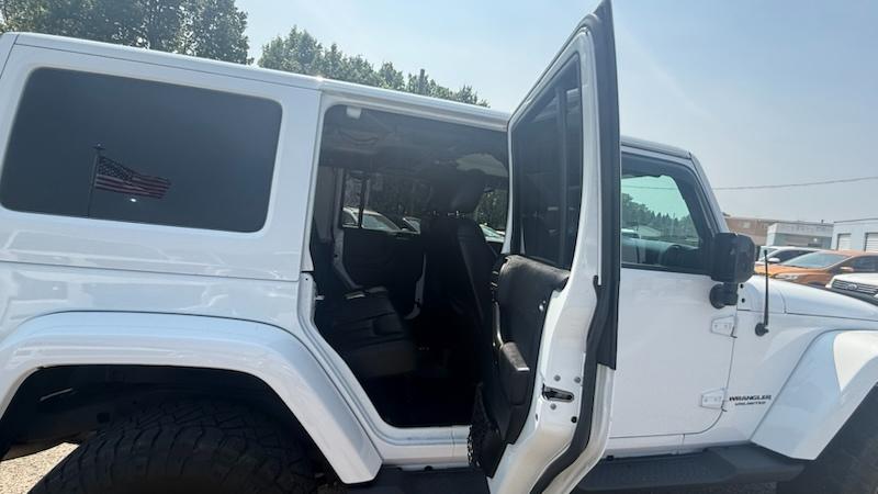 Jeep Wrangler Unlimited Sahara 4WD 2014