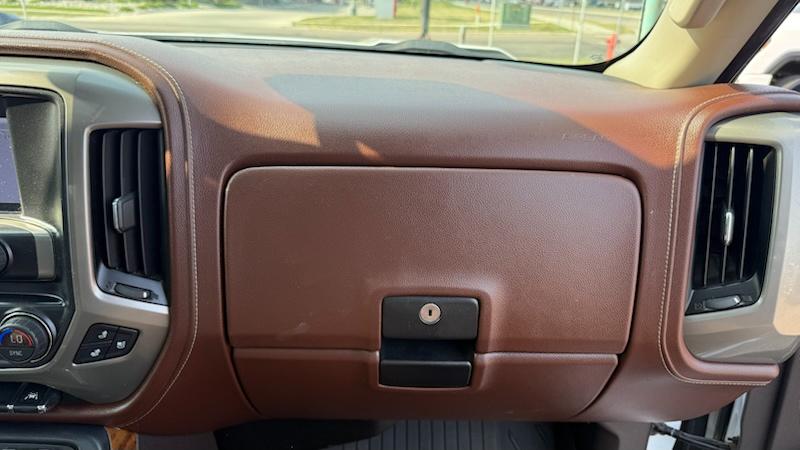 Chevrolet Silverado 1500 High Country Crew Cab Short Box 4WD 2016