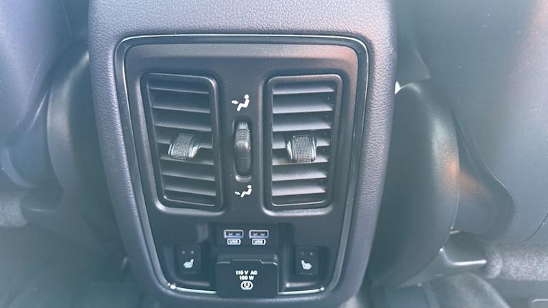 Jeep Grand Cherokee Overland 4WD 2015