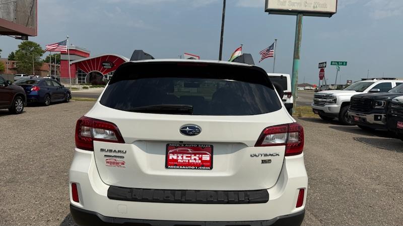 Subaru Outback 2.5i Premium 2015
