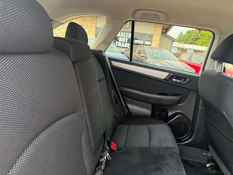 Subaru Outback 2.5i Premium 2015