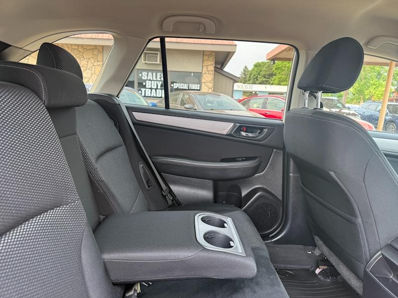 Subaru Outback 2.5i Premium 2015