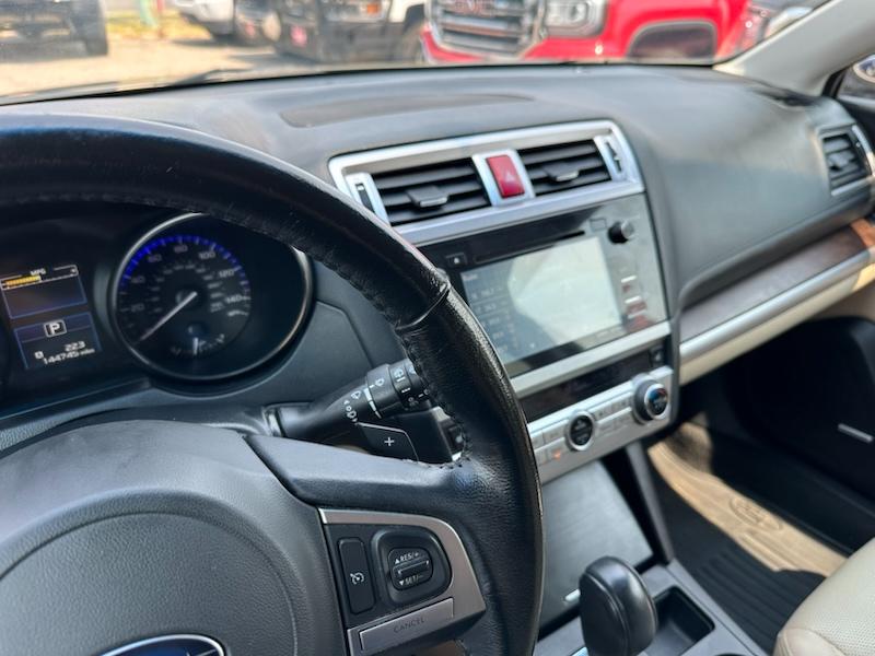 Subaru Outback 2.5i Limited 2015