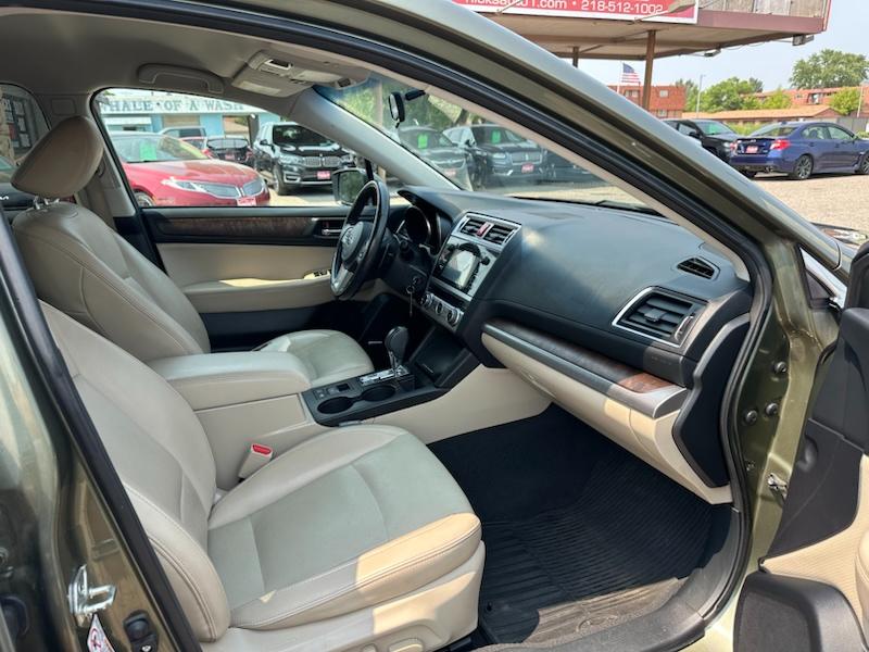 Subaru Outback 2.5i Limited 2015