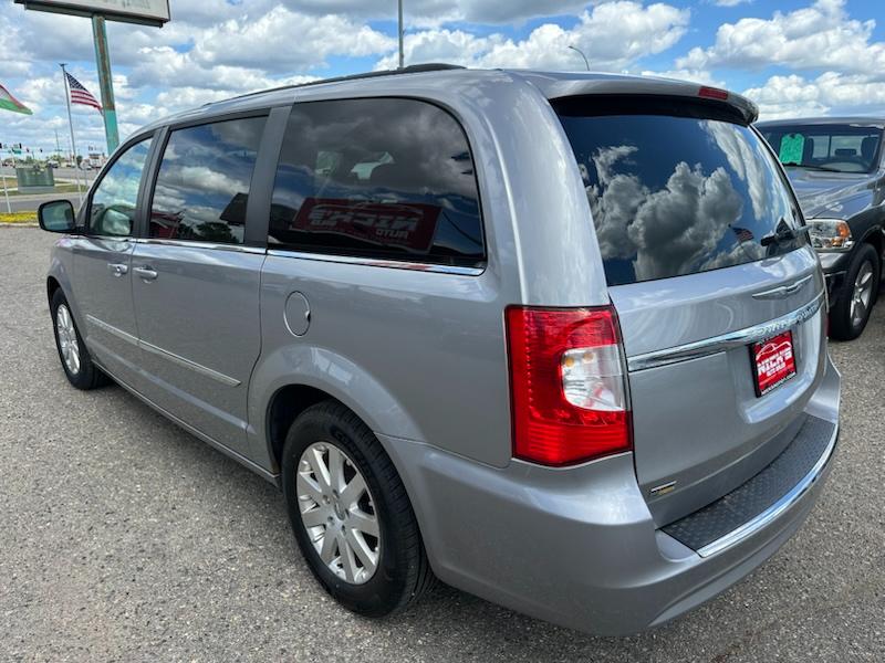 Chrysler Town & Country Touring 2016