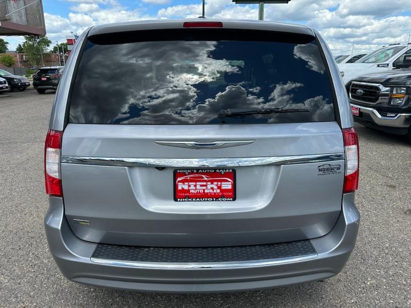 Chrysler Town & Country Touring 2016
