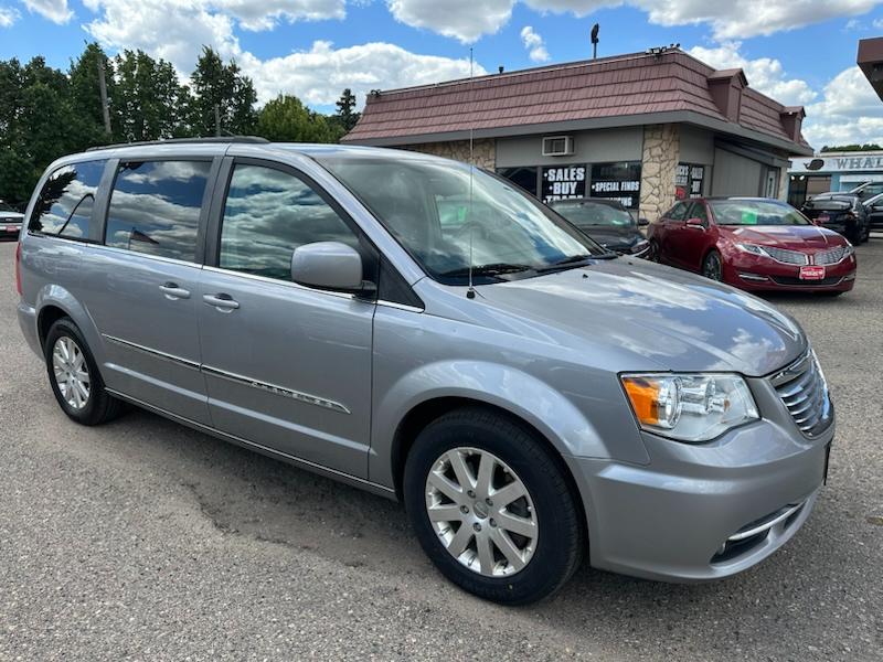 Chrysler Town & Country Touring 2016