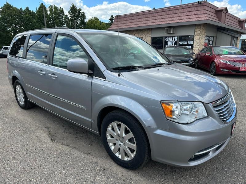 Chrysler Town & Country Touring 2016