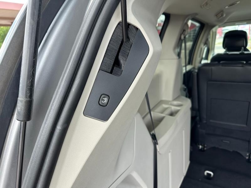 Chrysler Town & Country Touring 2016