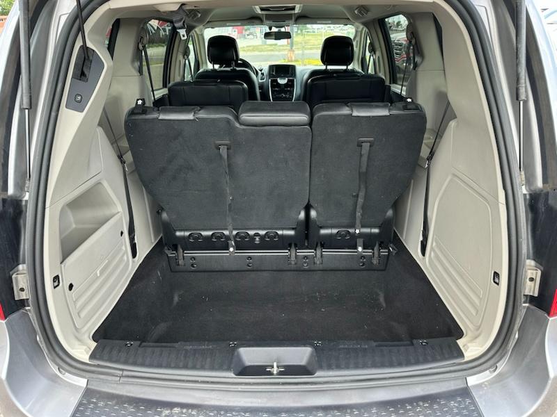 Chrysler Town & Country Touring 2016